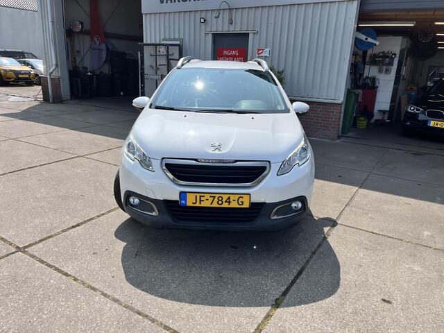 Peugeot 2008 1.2 PureTech Blue Lion