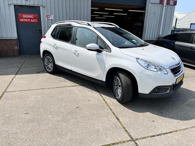 Peugeot 2008 1.2 PureTech Blue Lion