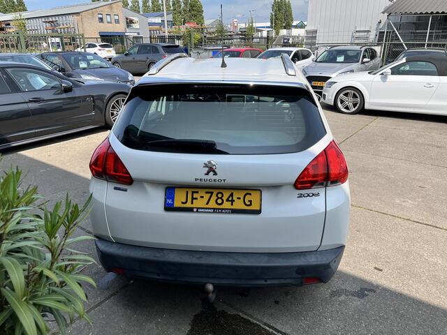 Peugeot 2008 1.2 PureTech Blue Lion