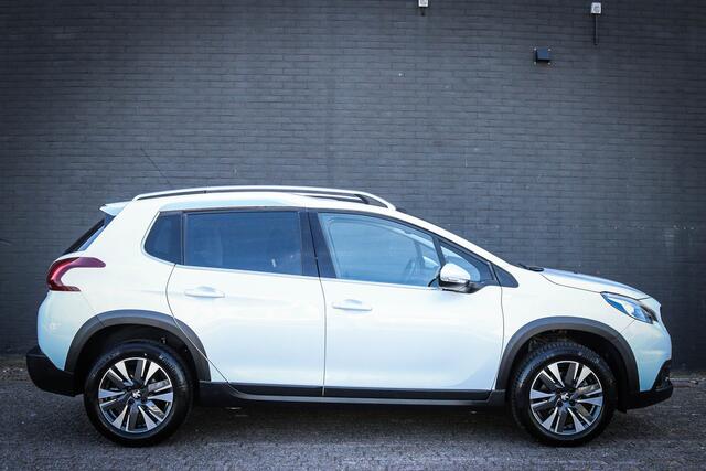 Peugeot 2008 1.2 PureTech Allure Nu 9.950,- !