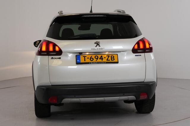 Peugeot 2008 1.2 PureTech Allure | Panoramadak | Camera | Cruise | 110pk |