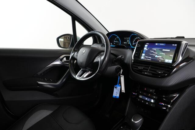 Peugeot 2008 1.2 PureTech Allure | Panoramadak | Camera | Cruise | 110pk |
