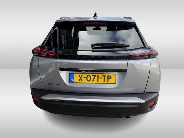 Peugeot 2008 1.2 PureTech 100 Allure | Apple Carplay/Android Auto | cruise control | lichtmetalen wielen | trekhaak |