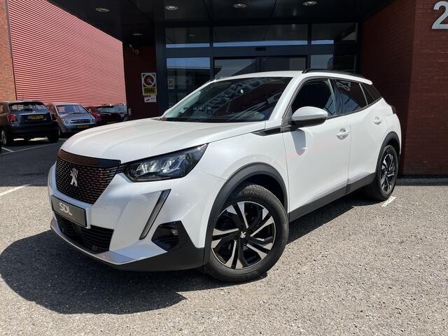 Peugeot 2008 1.2 PureTech Allure // LED // CAMERA+SENSOREN // NAVI+ CARPLAY // CLIMA //