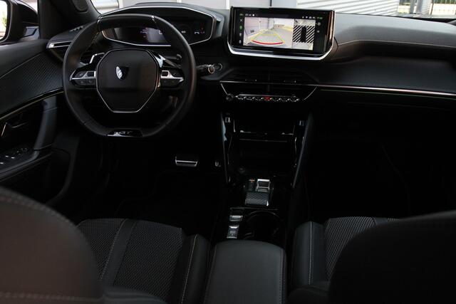 Peugeot 2008 1.2 PureTech 130 GT I Automaat I Carplay I Clima. I 31000 km