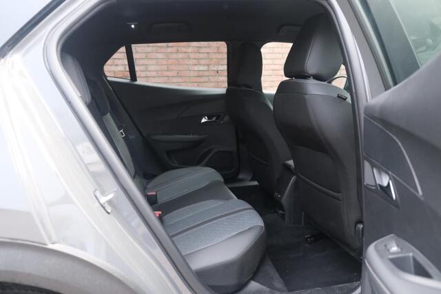 Peugeot 2008 1.2 Hybrid 136pk e-DSC6 Allure | App Connect | Navi | Adaptive Cruise | Keyless | Camera | PDC