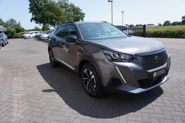 Peugeot 2008 1.2 PURETECH 131PK AUTOMAAT ALLURE PACK NAVIGATIE ANDROID-APPLECARPLAY 4X ALL SEASON BANDEN ECC AIRCO CRUISECONTROL BLUETOOTH PDC V+A FULL LED LMV 4X ELECTR.RAMEN/SPIEGELS