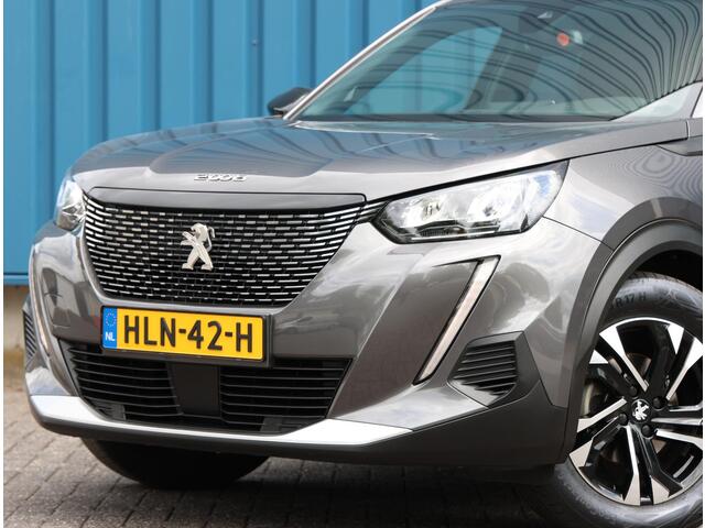Peugeot 2008 1.2 130PK Allure | AUTOMAAT | AppleCarPlay/AndroidAuto | Camera | Climate Control | Navigatie | Cruise Control | FULL LED | LMV | Privacy Glass |