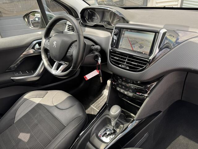 Peugeot 2008 1.2 PureTech Allure Automaat Clima Pano Led Cruise-Control