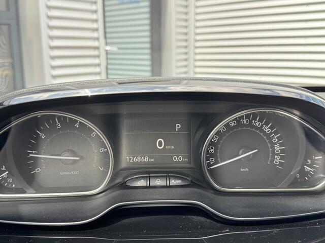 Peugeot 2008 1.2 PureTech Allure Automaat Clima Pano Led Cruise-Control