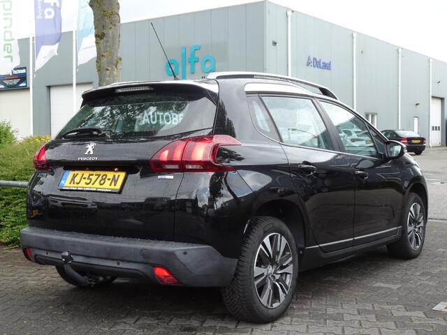 Peugeot 2008 1.2 PureTech Blue Lion