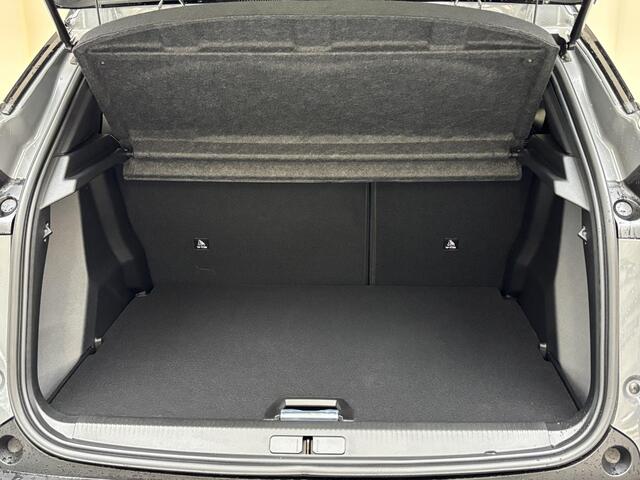 Peugeot 2008 1.2 Hybrid 145 GT Automaat | Elektrisch verstelbare bestuurdersstoel | Stoelverwarming | Massage | 4-seizoensbanden | 360 Camera | Navigatie | Adaptieve cruise control