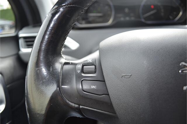 Peugeot 2008 1.2 PureTech Allure