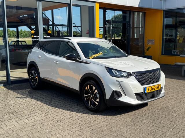 Peugeot 2008 1.2 Pure Tech Allure 130pk - LED - Navi