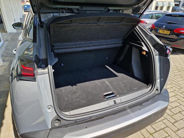 Peugeot 2008 1.2 Hybrid 136 Allure | Climate & Cruise Control | Applecarplay/Android Auto | Achteruitrijd Camera |