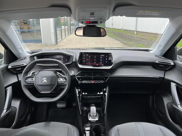 Peugeot 2008 1.2 PureTech Allure Pack | Adapt. Cruise/Clima/Stoelverw./17"/All Season Banden/Apple CarPlay-Android Auto