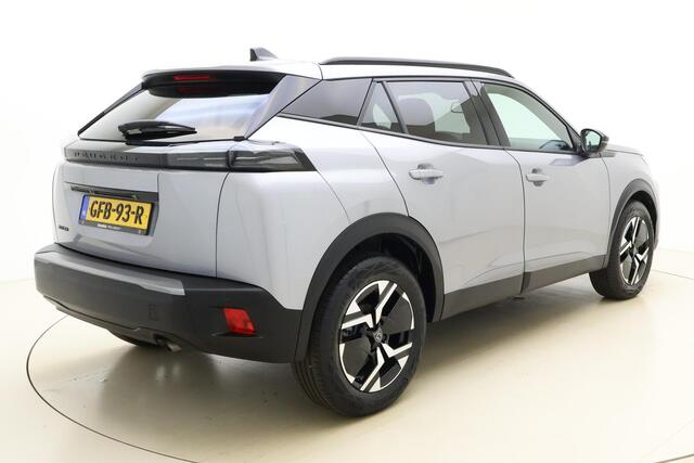 Peugeot 2008 1.2 PureTech 100 Allure | Navigatie | Climate Control | Camera | Cruise Control | Nieuw model | Donkere ramen achter