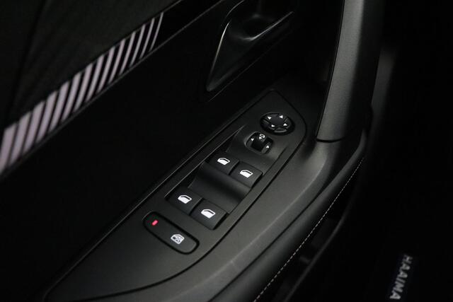 Peugeot 2008 1.2 PureTech 100 Allure | Navigatie | Climate Control | Camera | Cruise Control | Nieuw model | Donkere ramen achter