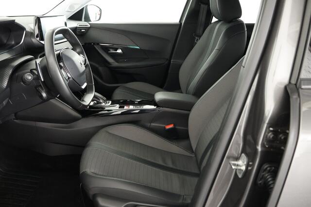 Peugeot 2008 1.2 PureTech Allure Pack / Automaat / LED / Navi / CarPlay