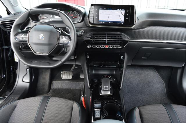 Peugeot 2008 1.2 PureTech Allure O.a: Haak, PDC, Clima, Carplay, Navi, Cruise, Etc. All-in Prijs!