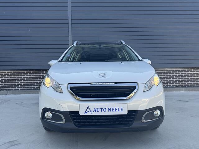 Peugeot 2008 1.2 PureTech Blue Lion Panoramadak, Trekhaak, NAP