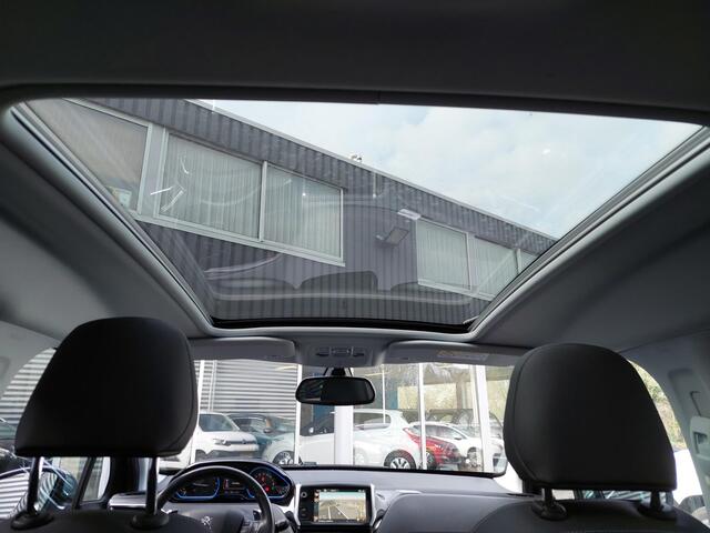 Peugeot 2008 SUV 1.2 Allure Automaat Pano/Clima/LMV