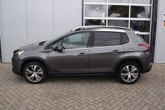 Peugeot 2008 1.2 PureTech Allure | Trekhaak | Camera | Panoramadak | Automaat
