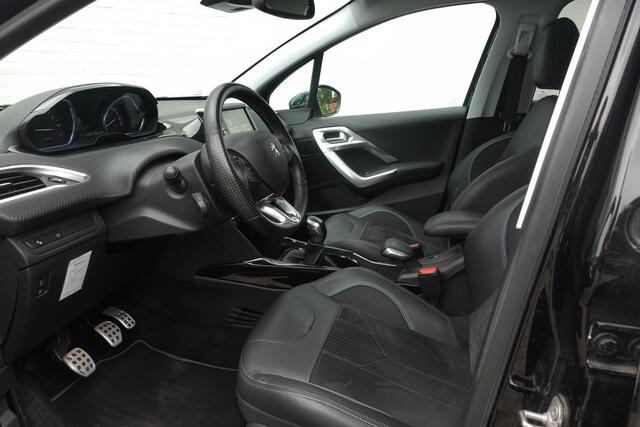 Peugeot 2008 1.2 PureTech Allure - Crossway | Nav | Pano dak | Clima | 17 Lmv | Goed onderhouden