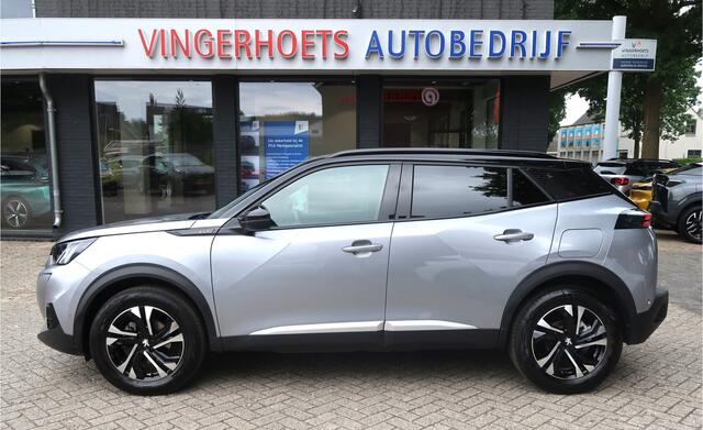 Peugeot 2008 130 Pk Benzine *** GT *** Navigatie * 1/2 Leder * Parkeer Camera * Climate & Cruise Control * L.M.Velgen * Start Button * DAB Radio * Apple Carplay / Android Auto * Spotify * Google Maps * Vingerhoets; Vierde Generatie Eersteklas Service !