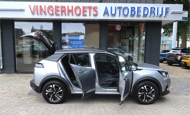 Peugeot 2008 130 Pk Benzine *** GT *** Navigatie * 1/2 Leder * Parkeer Camera * Climate & Cruise Control * L.M.Velgen * Start Button * DAB Radio * Apple Carplay / Android Auto * Spotify * Google Maps * Vingerhoets; Vierde Generatie Eersteklas Service !