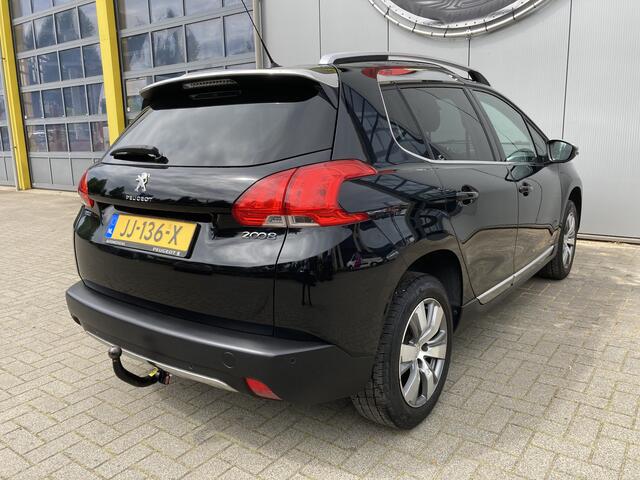 Peugeot 2008 1.2 Allure Panoramadak | Apple carplay | Trekhaak | Navi