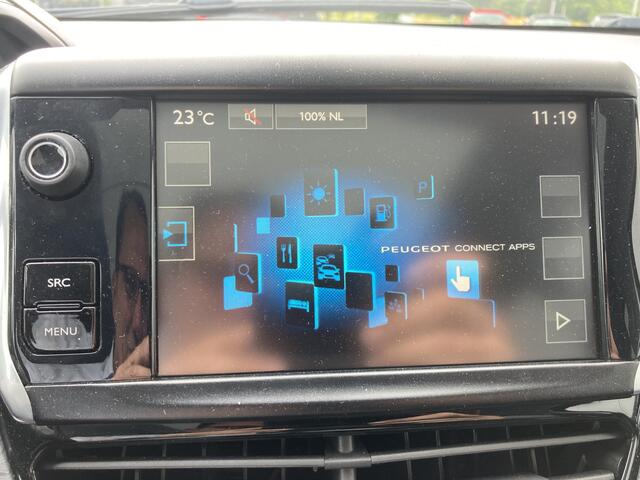 Peugeot 2008 1.2 Allure Panoramadak | Apple carplay | Trekhaak | Navi