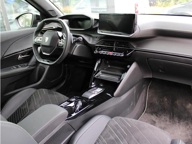 Peugeot 2008 1.2 PureTech GT Automaat | Navi / Alcantara / Camera