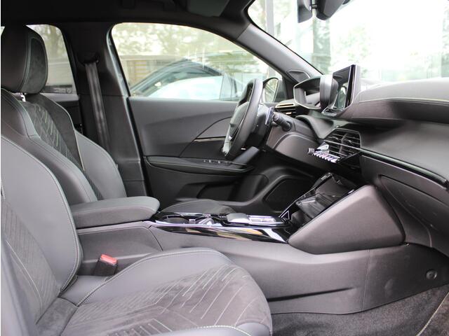 Peugeot 2008 1.2 PureTech GT Automaat | Navi / Alcantara / Camera