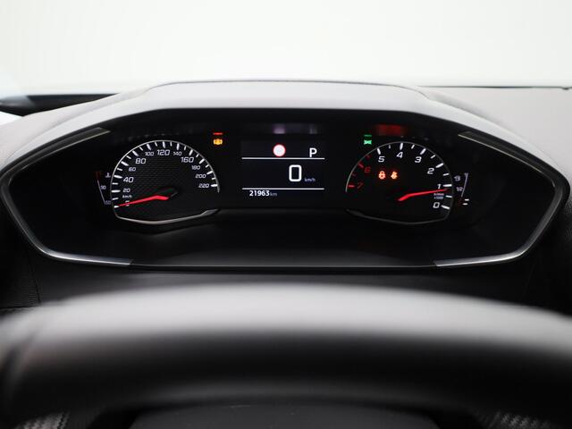 Peugeot 2008 1.2 PureTech 130 PK Automaat Allure | CAMERA | CARPLAY