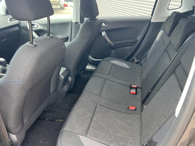 Peugeot 2008 1.2 PureTech Allure | Nieuw Binnen | Cruise | Clima | Lichtmetaal
