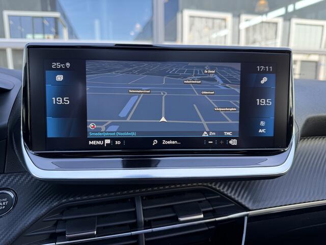 Peugeot 2008 1.2 PureTech Allure Pano/360Camera/Apple