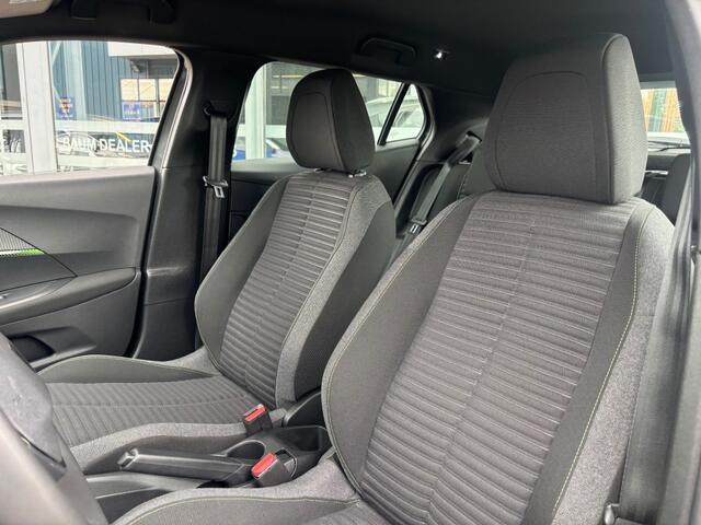 Peugeot 2008 1.2 PURETECH STYLE AIRCO WIDESCREEN NAVI PDC-CAMERA
