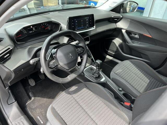 Peugeot 2008 1.2 PureTech Active Pack | Cruise control |