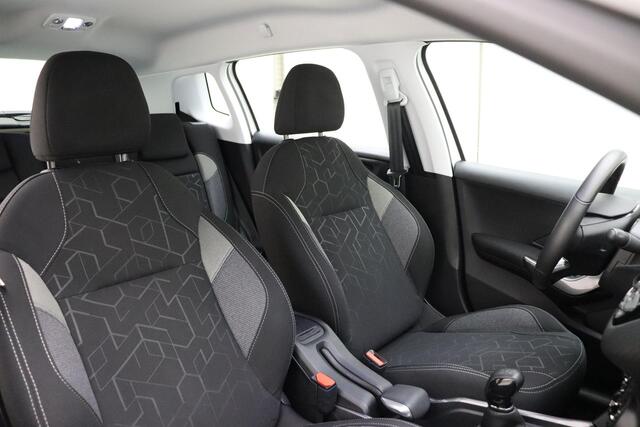 Peugeot 2008 1.2 Blue Lion | Navigatie | Airco | Cruise Control | Parkeersensoren achter | 28.117 km