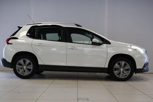 Peugeot 2008 1.2 PureTech Blue Lion