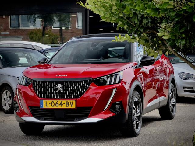 Peugeot 2008 1.2 AUT8 GT-LINE TWO-TONE PANODAK LEDER NAVI CAMERA LED LMV PDC