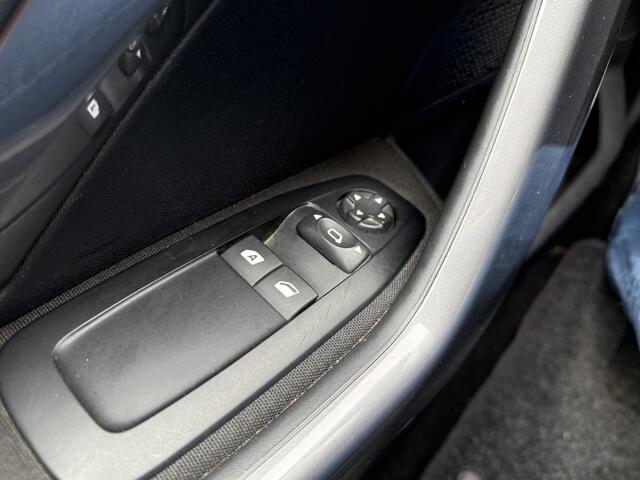 Peugeot 2008 BWJ 2016 1.2 PureTech 111PK Active TREKHAAK | APPLE CARPLAY | ANDROID AUTO | NAVI | AIRCO