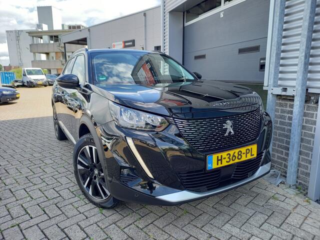 Peugeot 2008 1.2 PureTech Blue Lease Allure - CAMERA - I-COCKPIT - PDC V/A - NL AUTO - 1 EIGENAAR - CARPLAY / ANDROID -