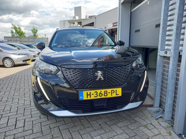 Peugeot 2008 1.2 PureTech Blue Lease Allure - CAMERA - I-COCKPIT - PDC V/A - NL AUTO - 1 EIGENAAR - CARPLAY / ANDROID -