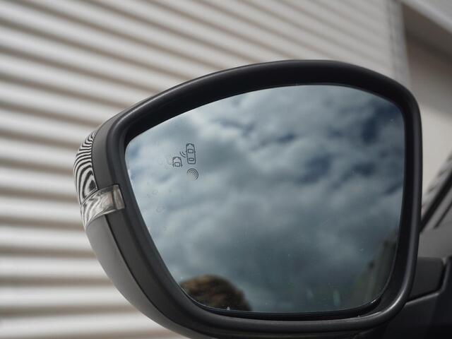 Peugeot 2008 1.2 PureTech GT Pack Panoramadak | Leder Alcantara