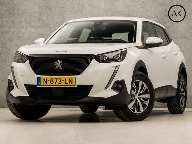 Peugeot 2008 1.2 PureTech Sport (APPLE CARPLAY, GROOT NAVI, CLIMATE, PARKEERSENSOREN, TREKHAAK, SPORTSTOELEN, LANE ASSIST, DAB+, CRUISE, NIEUWE APK, NIEUWSTAAT)