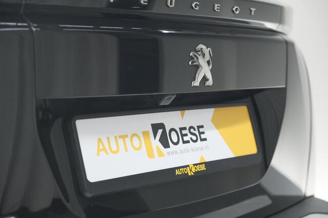 Peugeot 2008 PureTech 130 Allure | Camera | Apple Carplay | Navigatie | Parkeersensoren | 18 Inch Lichtmetalen Velgen