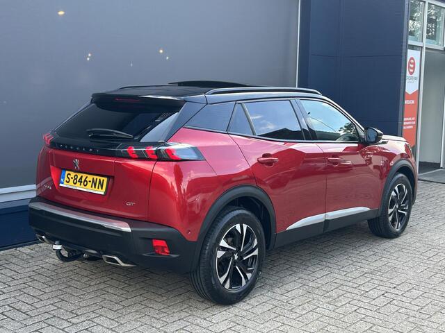 Peugeot 2008 1.2 Turbo 130 PK GT Automaat | Zeer Complete uitvoering | Panorama dak | Trekhaak 1200KG | LED Verlichting | Navigatie | Digitaal dashboard | Camera | Parkeer sensoren | Stoelverwarming