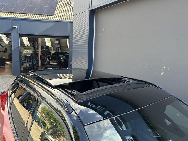 Peugeot 2008 1.2 Turbo 130 PK GT Automaat | Zeer Complete uitvoering | Panorama dak | Trekhaak 1200KG | LED Verlichting | Navigatie | Digitaal dashboard | Camera | Parkeer sensoren | Stoelverwarming